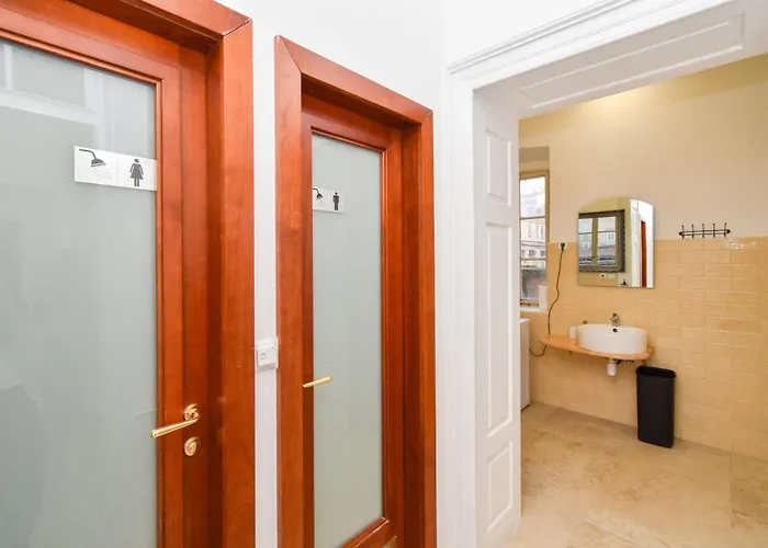 Hostel L&g In , Private & Beautiful Sea View