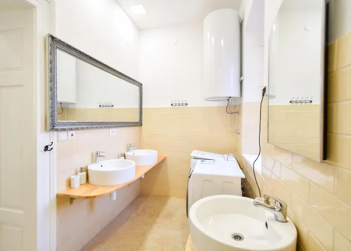 L&g In , Private & Beautiful Sea View *