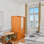 L&g In , Private & Beautiful Sea View Pula