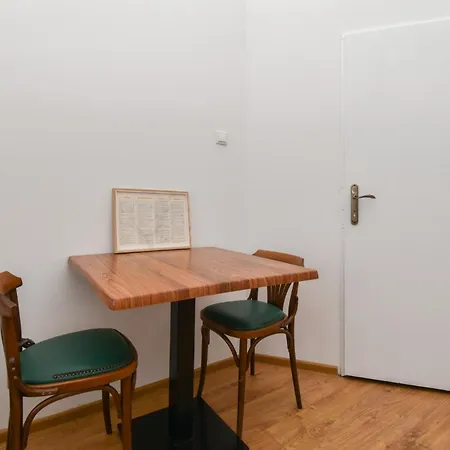 Hostel L&g In , Private & Beautiful Sea View