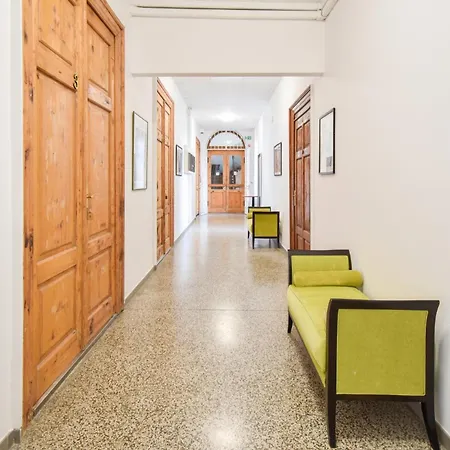 L&g In , Private & Beautiful Sea View