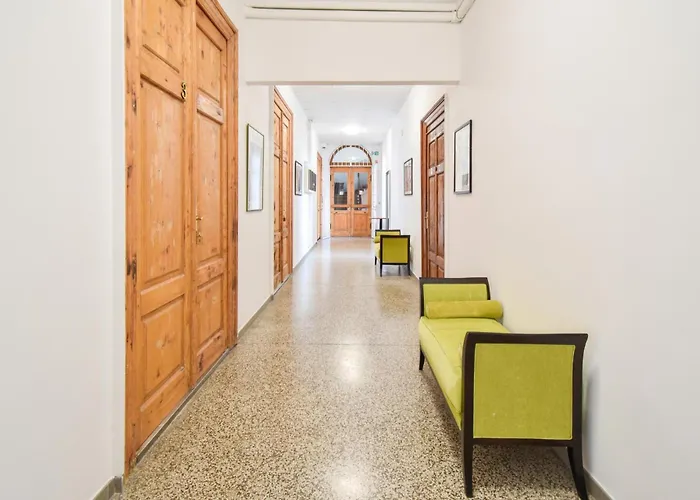 L&g In , Private & Beautiful Sea View