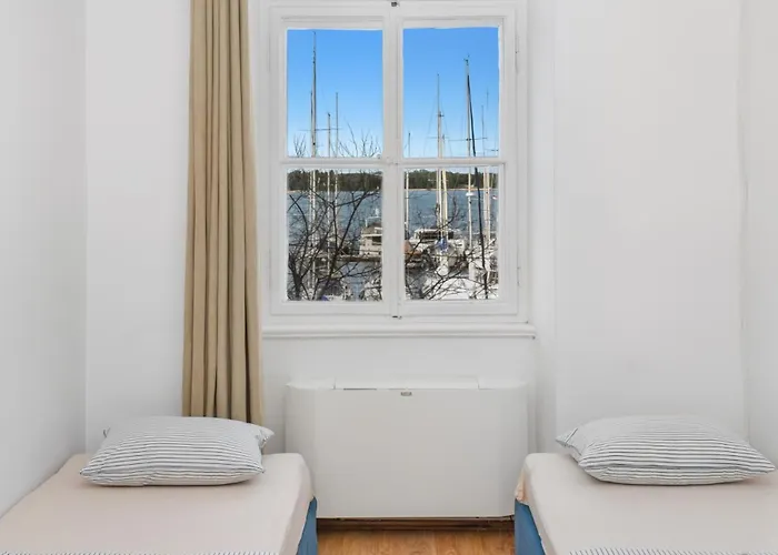 L&g In , Private & Beautiful Sea View Hostel