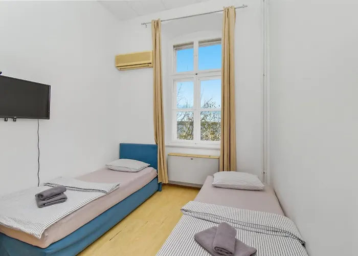 L&g In , Private & Beautiful Sea View Pula