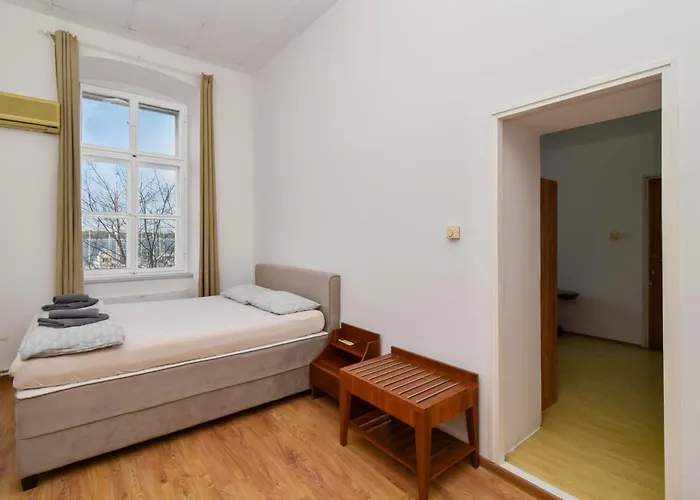 L&g In , Private & Beautiful Sea View Pula